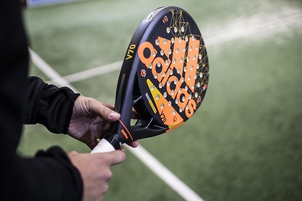 Choisir la raquette de padel parfaite pour votre niveau